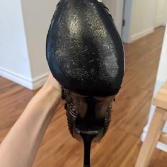 Alexander McQueen, Butterfly Lace Pattern, Size 8 - Picture 3 of 4